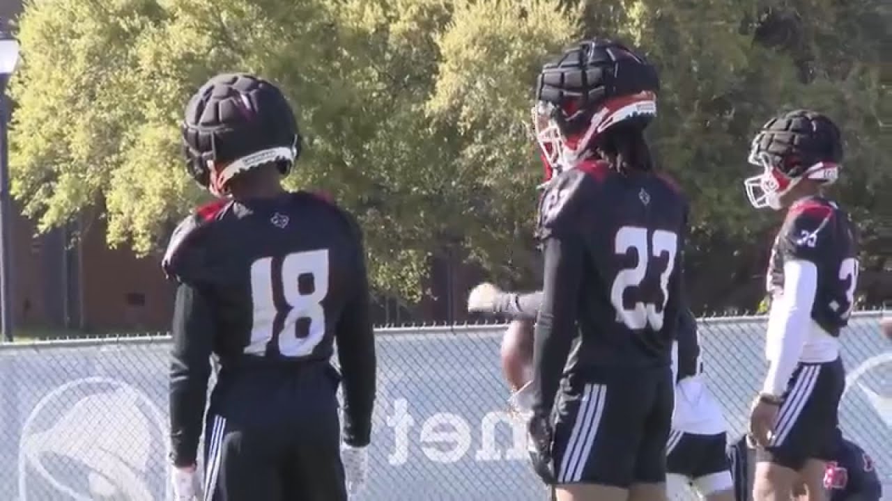 Louisiana Ragin' Cajuns football head coach provides updates on spring practice