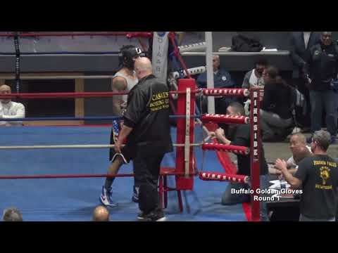 Buffalo Golden Gloves: Mike Vega vs Alex Castellano