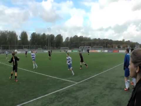 Hennie Oost voetbalweek 2013 Buitenboys - Be Quick 1887 C1