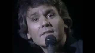 Raphael-Estoy Llorando Hoy Por Ti.