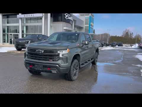 2026 Chevrolet Silverado 1500 Crew Cab Short Box 4-Wheel Drive LT Trail Boss in Gray for sale at Royal Chevrolet in Orangeville, ON