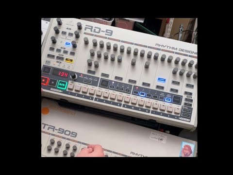 First 8 minutes with the Behringer RD-9: Raw Techno Jam