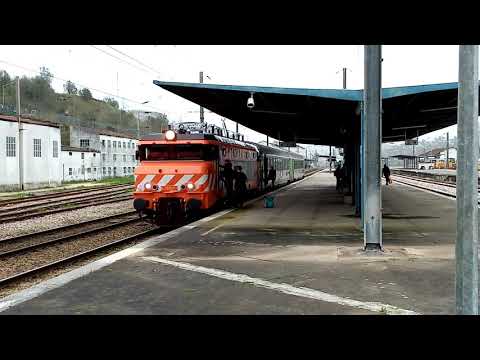 Le 2601 com a formação de maquinistas em Coimbra b para Contumil