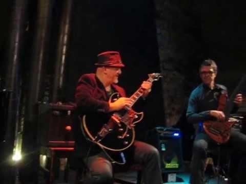 Otmaro Ruiz, Frank Gambale, and Alain Caron in Prague March 2013 - longer clip