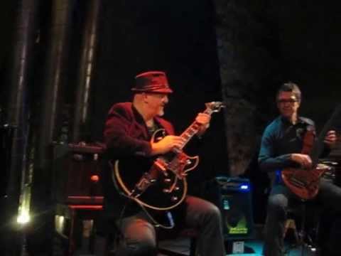 Otmaro Ruiz, Frank Gambale, and Alain Caron in Prague March 2013 - longer clip