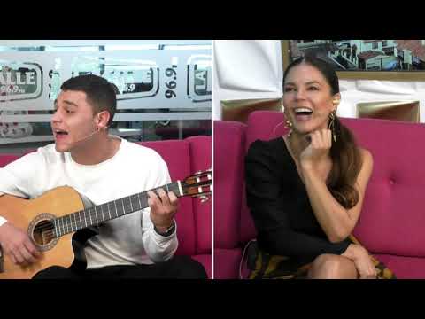 Tremendas trovas se echaron Lokillo y Juan Pablo para el elenco de Kallejiando| La Kalle