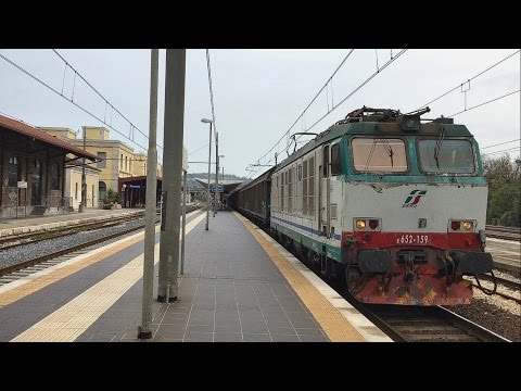 E652.159 sul MRV Bari-Padova Interporto, in transito a Pesaro.