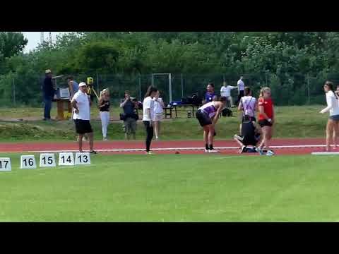 Szűcs Valdó 200 m-es síkfutása (lassítva)