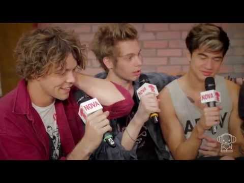 A quickie with 5 Seconds of Summer