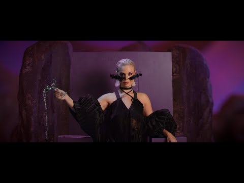 Singapūras Satīns - Plāksteris (w/ Samanta Tina) on Spotify Charts