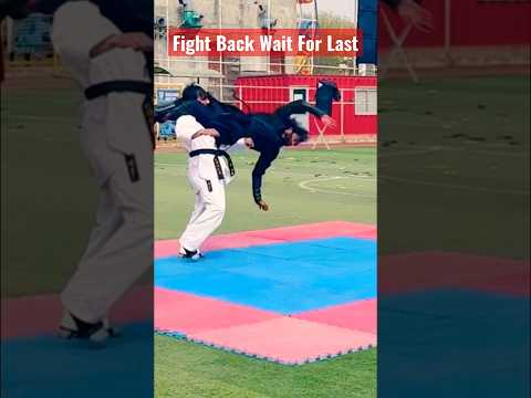 Fight Back #fightback #selfdefense #selfdefence #taekwondo #rajatayyab #karate #action #ytshorts