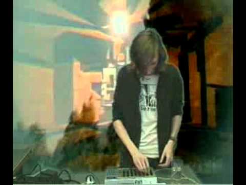 Suokas @ RTS.FM Studio - 26.03.2009: Live (Visuals by ST25)