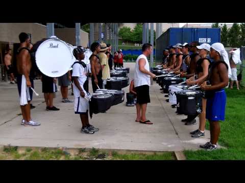 Blue Devils Drum Line 2011 - Solo Run Through the Snare Break ATL
