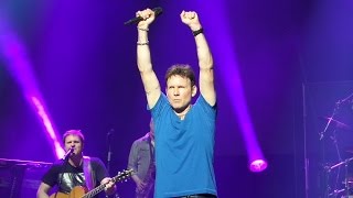 Corey Hart sings Spot You In A Coalmine Bell Centre Montreal 2014