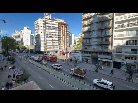 Video de YouTube - Apartamento en Alquiler de 3 dormitorios  en Tres Cruces, Montevideo