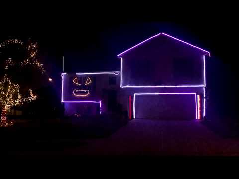 Headless Horseman - Bing Crosby - Halloween Light Show 2017