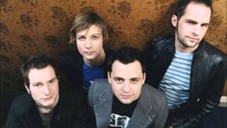 Bell X1 - Still Selling Shoes