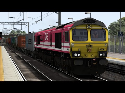 Train Simulator 2021 66587 passes Kelvedon with 4L36