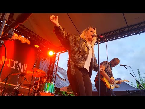 Maja Ivarsson  - Norrländska präriens gudinna -  Kackelstugan, Öland 12:e Juli 2025