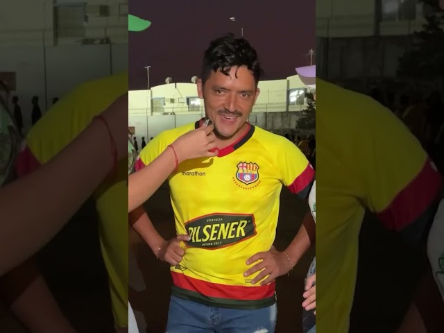 Vídeo relacionado con FC Barcelona Manta Polar FCB162, 100 x150 cm, Azulgrana