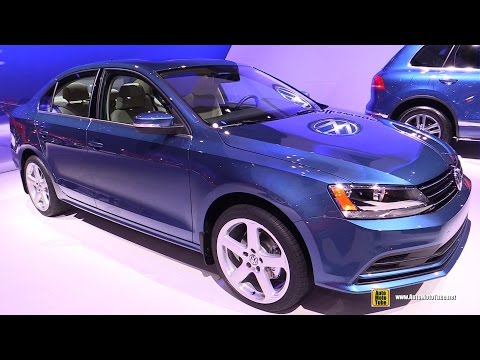 2016 Volkswagen Jetta SE TSI - Exterior and Interior Walkaround - 2016 New York Auto Show