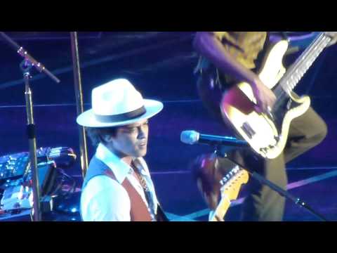 Bruno Mars - Marry You @ SAP Arena Mannheim 20-10-2013