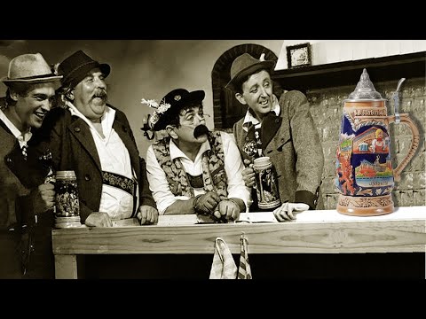 Dorus in zijn beroemde Bierscène - Helaas, deze mag niet openbaar!