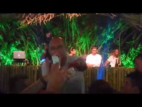 *HD* THE PARTYSQUAD SITDOWN & STAGE DIVE @TOMORROWLAND 2014