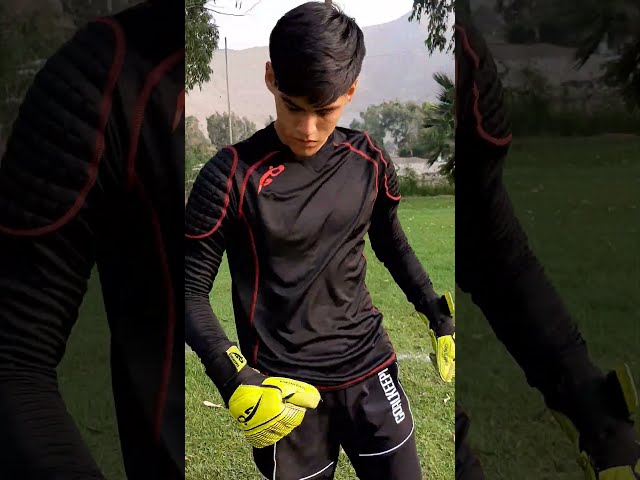 Vídeo relacionado con AIGOUT Camiseta de portero acolchada para hombre, uniforme de protección de esponja, de manga larga, ropa de portero, A., S