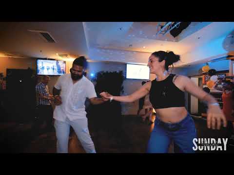 Sunday Socials - Salsa - Vente Negra 2023