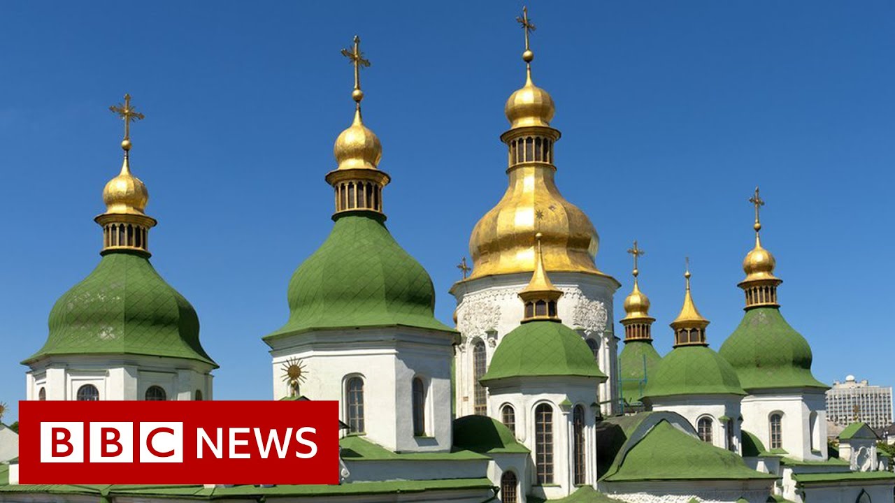 Can Ukraine's artistic treasures be saved from war? - BBC News