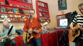 Trashcan Sinatras 04 I Hung My Harp on the Willows