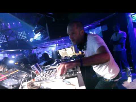 CHRIS ROBERTS DJ  @ QUEEN CLUB PARIS