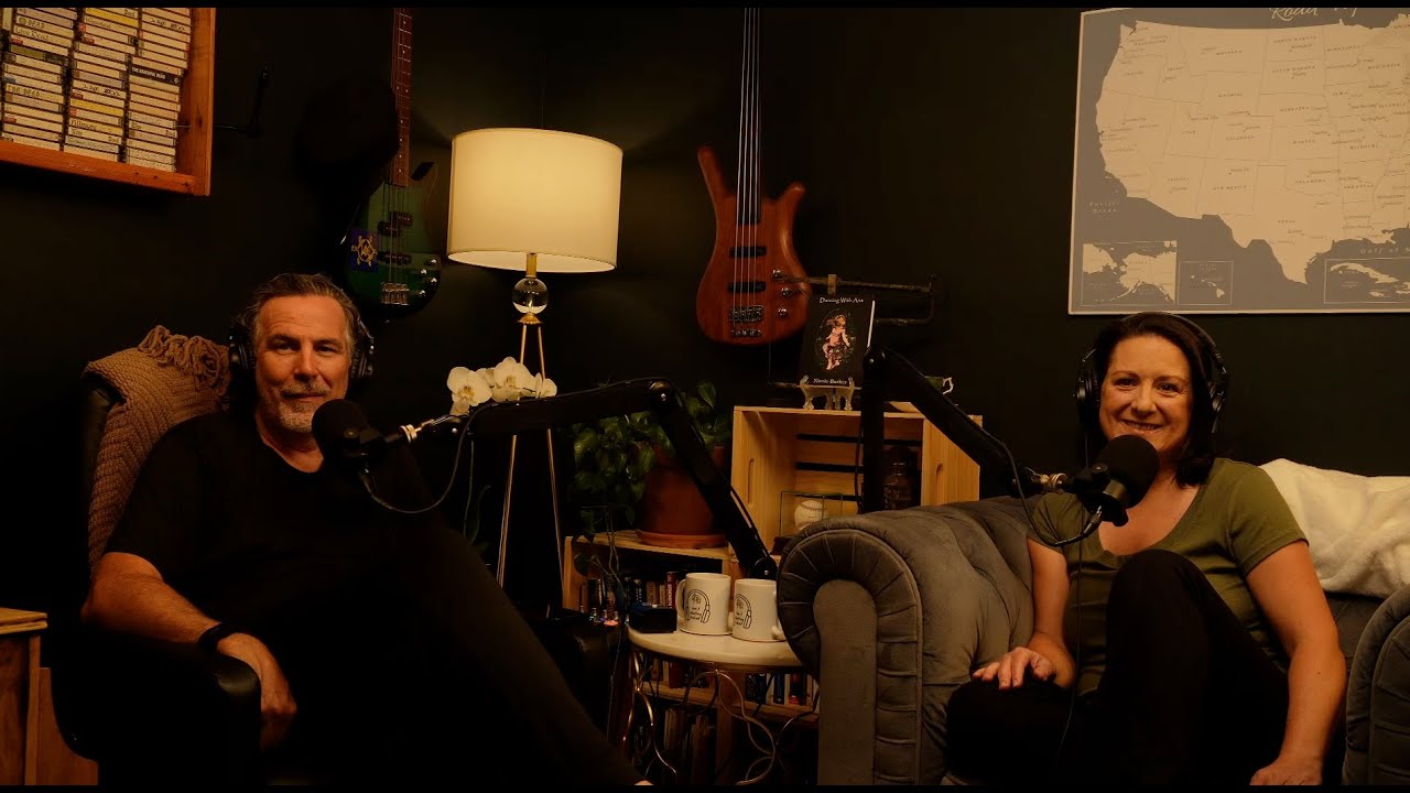 Episode 38 - GenX Speaks Series: Julie Golden - Founder and Host of The Big D Dating Show
