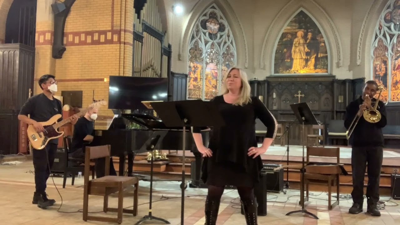 Promotional video thumbnail 2 for Catharin Carew, mezzo soprano