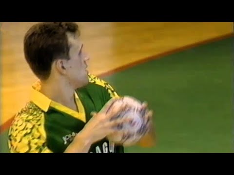 Qué calidad de lanzamiento de Andrei Parashenko. Liga ASOBAL 1996/97. Gáldar-Octavio. J03. Gáldar