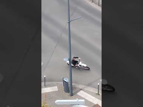 COURSE POURSUITE INSOLITE LILLE SUD POLICE VS MOTO CROSS