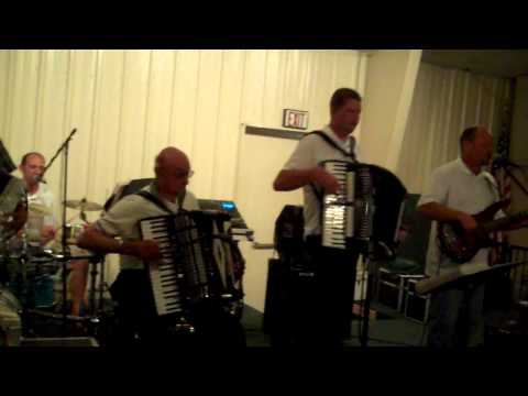 CZECHAHOLICS POLKA BAND PLUS ANTON VRAZEL 8-4-13 - CYCLONE, TEXAS