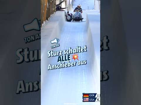 Video Thumbnail: Pilot verliert Anschieber: Heftiger Sturz beim Viererbob | Sportschau #Shorts