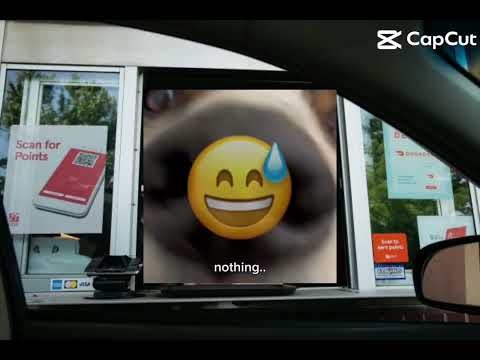 Whenever animals order some chicken wings💀💀