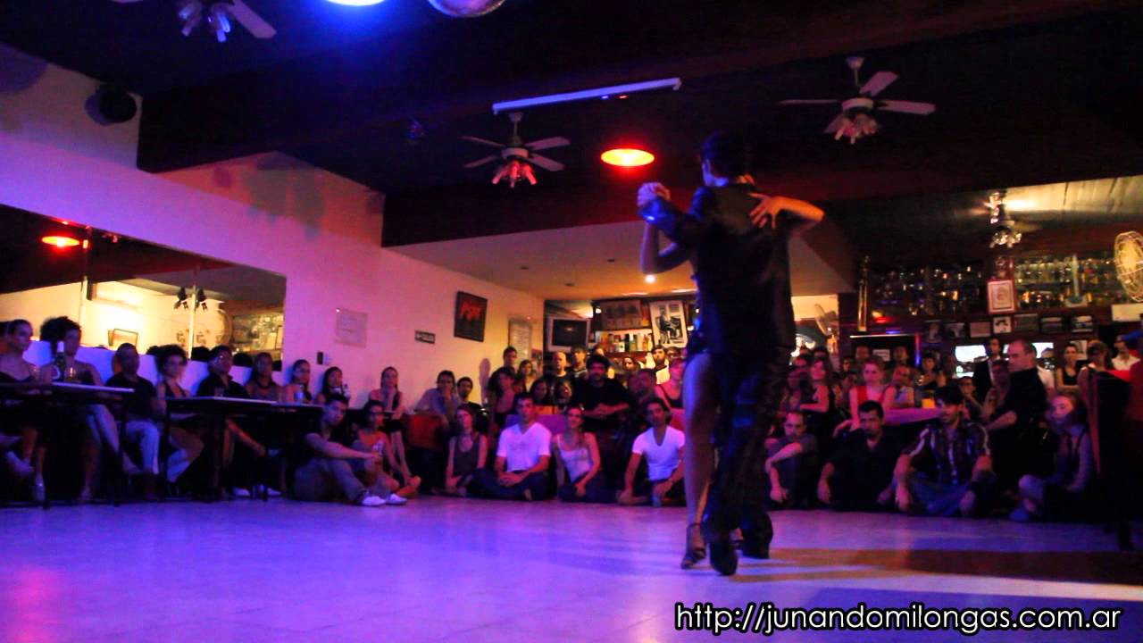 JESICA ARFENONI Y EZEQUIEL FARFARO en MILONGA10 (Tango)