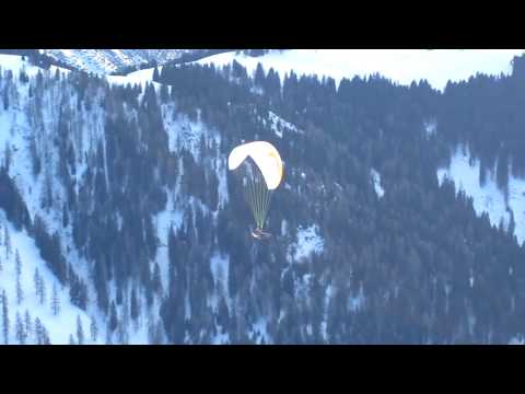 Parapendio al Doss del Sabion