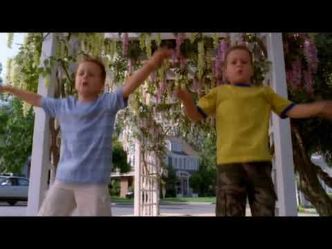 Lynette Tires Her Boys Out Before The Observation - Desperate Housewives 1x05 Scene
