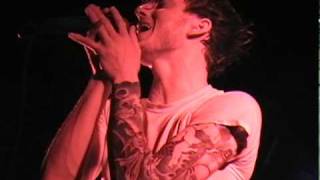 From Autumn To Ashes - I&#39;m The Best At Ruining My Life (Live 2004 Danbury, CT)
