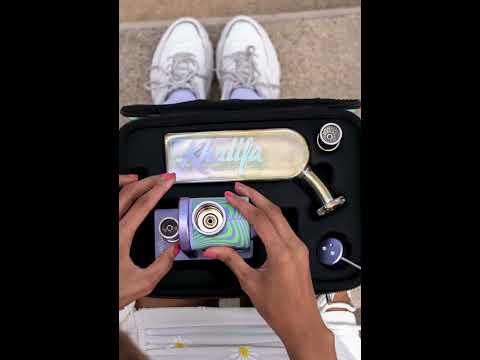 From flower to concentrates, the Khalifa Kush Modül is ready for whatever you’re rolling with.