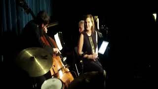 Blossom Dearie Standard I Like London in the Rain.