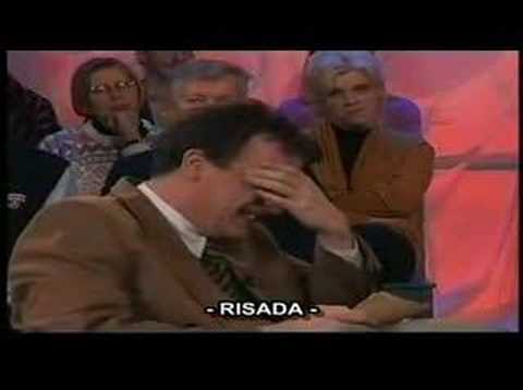 Apresentador rindo de entrevistado (Legendado)