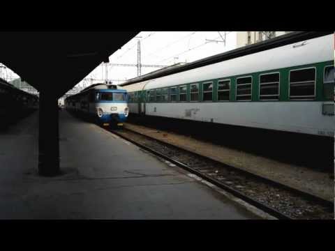 ČD EMU - Prague-Masarykovo nádraží - 08.2012.mp4