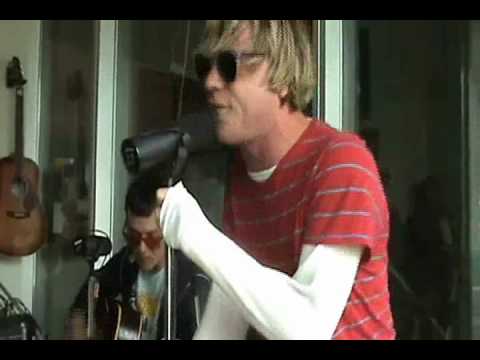 X92.9 AXE Music Takeover - Cage The Elephant "Aint No Rest For The Wicked"