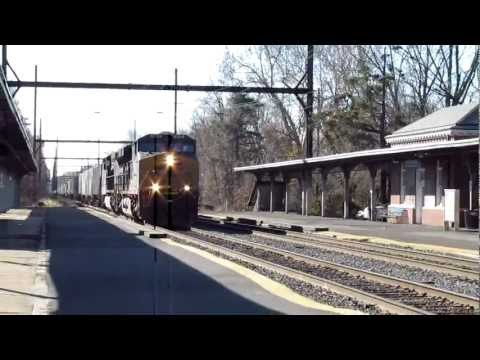CSX #940 and #422 Eastbound at West Trenton